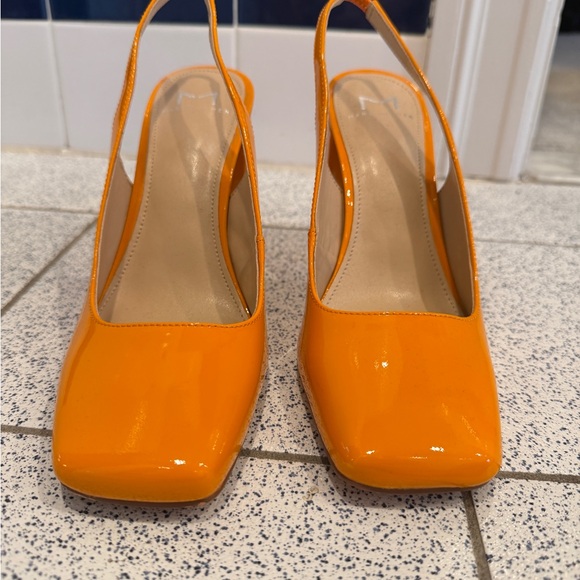 Marc Fisher sling backs - Picture 3 of 8